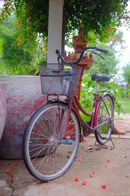 Red House Hotel Koh Dach Esterno foto