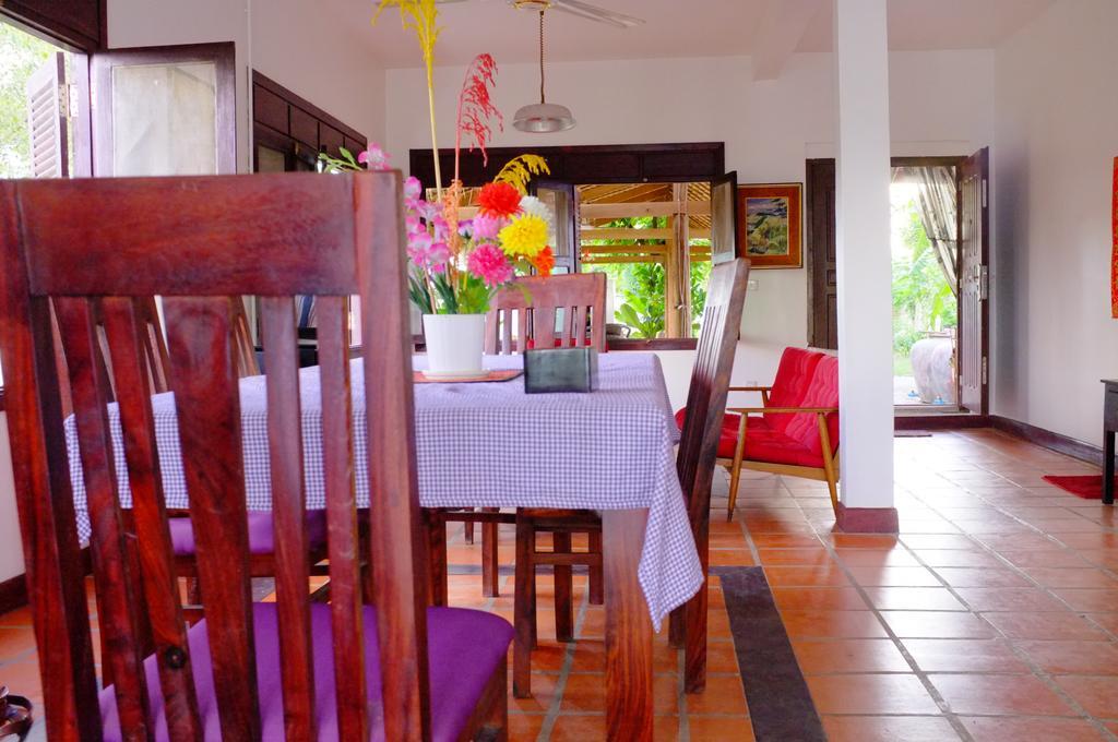 Red House Hotel Koh Dach Esterno foto