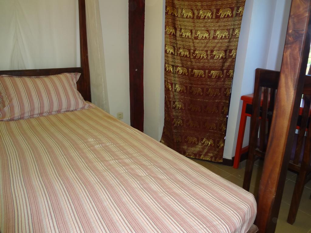 Red House Hotel Koh Dach Esterno foto